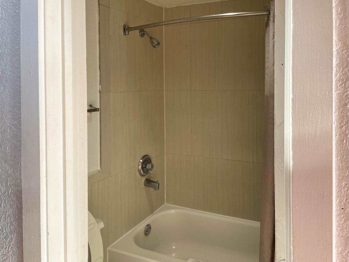 Studio 6 Houston Tx Brookhollow Экстерьер фото